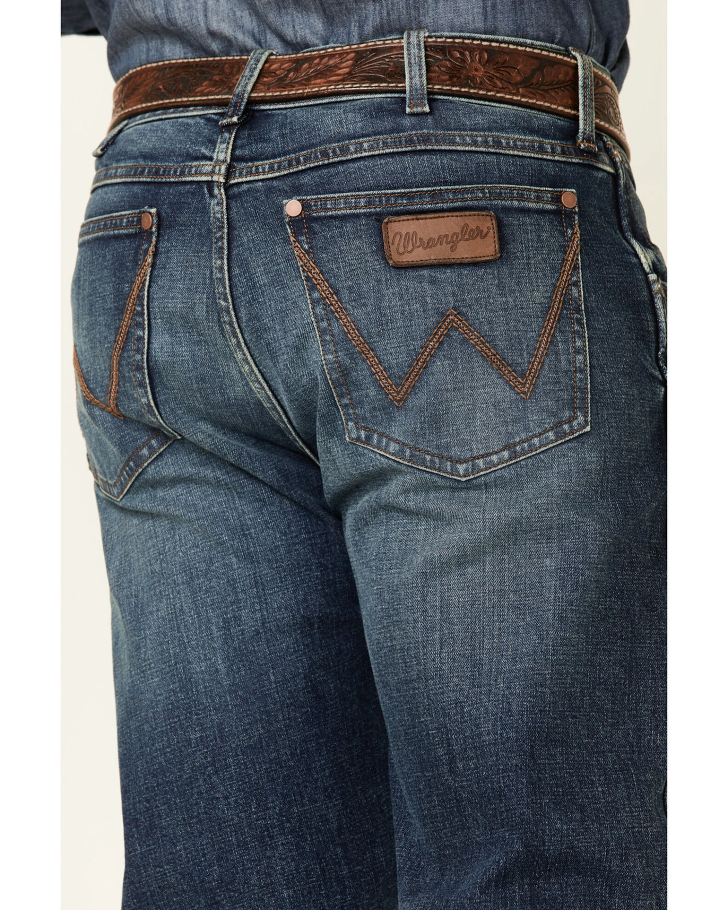 Wrangler Retro Men's Mauney Dark Wash Stretch Slim Straight Jeans - Long 4 Wrangler Retro Men's Mauney Dark Wash Stretch Slim Straight Jeans - Long - Image 2